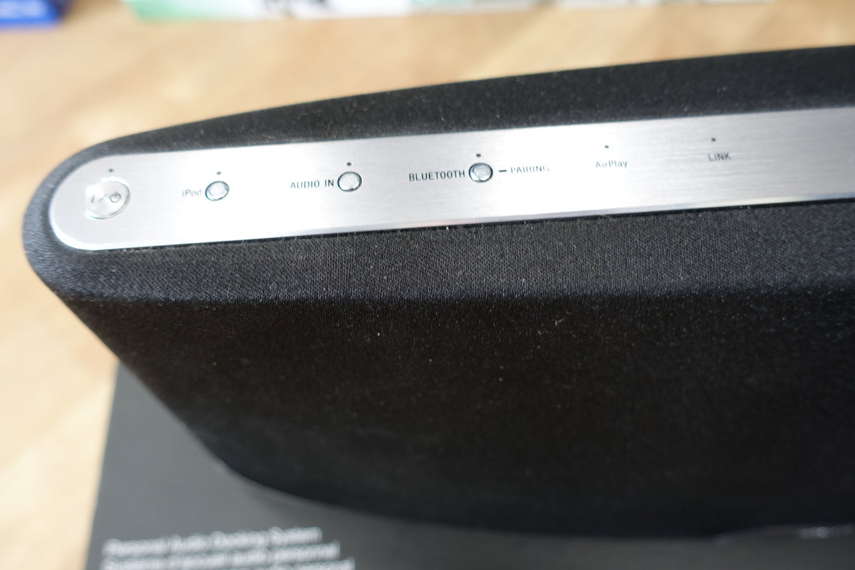 Sony RDP-XA900iP Bluetooth Speaker and 30 Pin iPod Dock - Ex Display NEW OLD STOCK