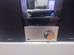Sony CMT-S20B CD / FM / DAB Mini Hi Fi System ***EX-Display*** NEW OLD STOCK CMTS20B