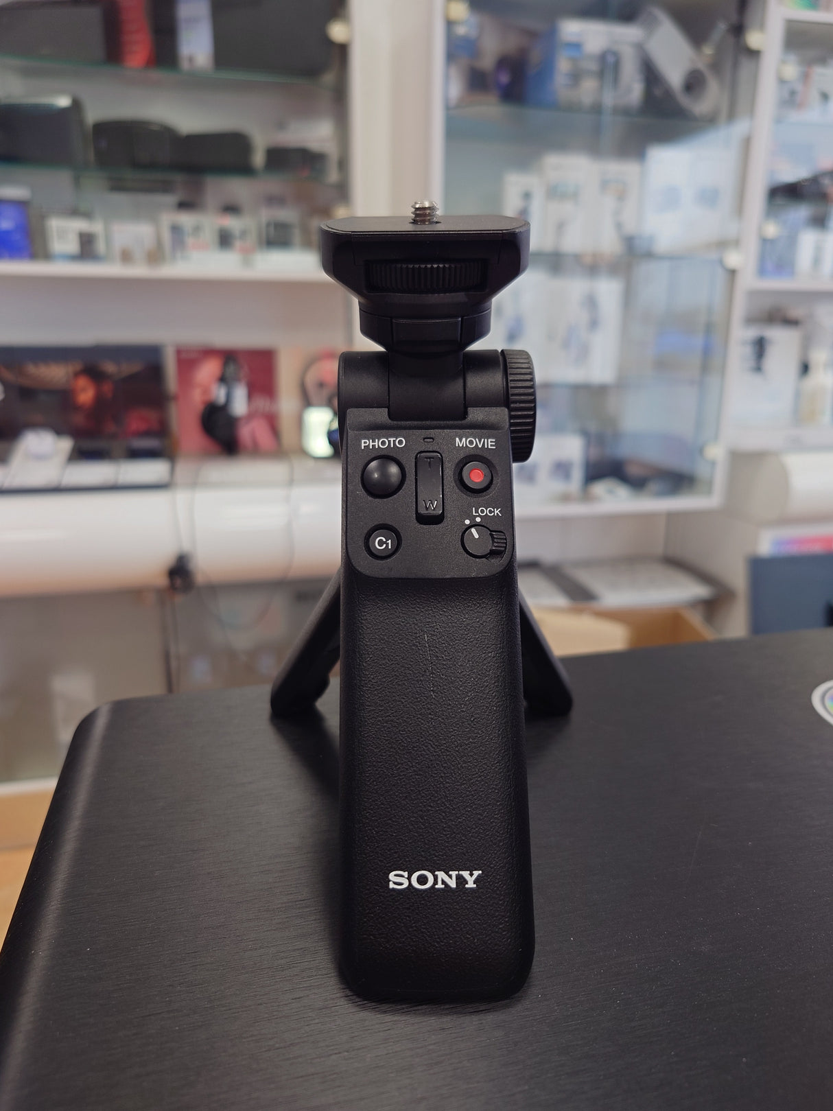 Sony GP-VPT2BT Shooting Grip With Bluetooth Wireless Remote Commander EX DISPLAY No Box GPVPT2BT